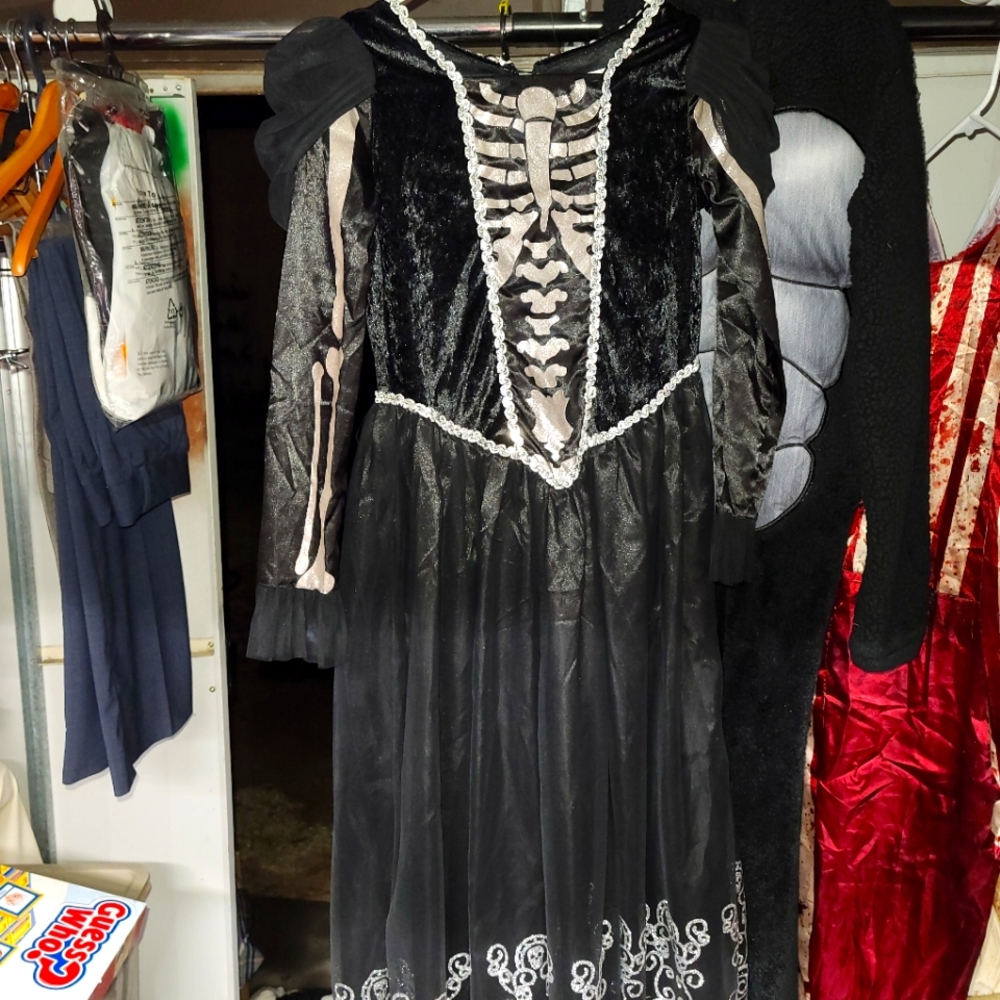 Girls costume